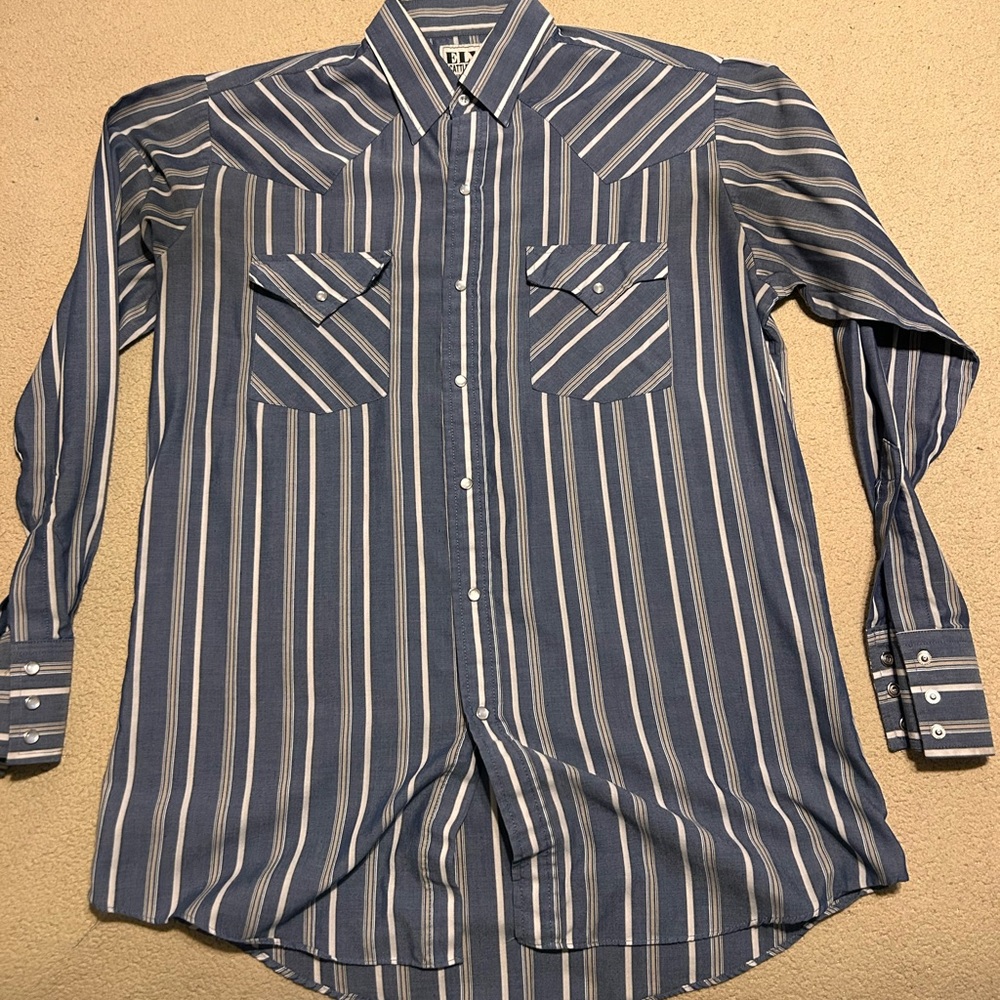 Ely Cattleman pearl snap shirt
